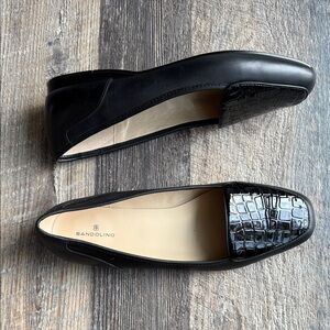 Bandolino Liberty Women's Black Textured Flats Sz 10.5